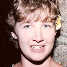 Malicious Masquerade : Cupp, Alan: Amazon.fr: Livres