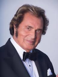 12 march 2021 — 97 — singles. Engelbert Humperdinck On Tour Wife S Alzheimer S And Plastic Surgery