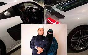 Lihat reaksi kakak counter pam minyak tu bila fattah datang terjah !!! Ustaz Ebit Lew Beli Kereta Audi R8 Buat Isteri Sensasi Selebriti