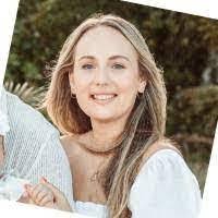 Alysha Cameron's Instagram, Twitter & Facebook