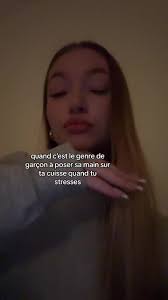 Si C Le Genre Du Garçon À Posé Sa Main Sur Ma Cuisse