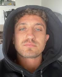 Daniel Grek's Instagram, Twitter & Facebook