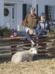 Nw Nativity Hometown From Left Anna Norris 3 Not Related To Others In Photo Dylan Kasiser 6 And His Brother Auatin Kaise Hometown Funeral Home Live Animals