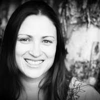 Naomi Barlow's Instagram, Twitter & Facebook