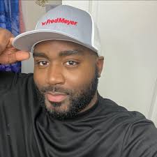 Wait a minute you can use tape as a screen protector for your phone 🤯  #lifehacks