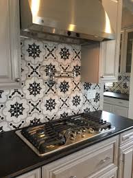 Cementine Black And White Porcelain Deco Tile Arizona Tile Kitchen Backsplash Designs Kitchen Tiles Backsplash Black And White Backsplash