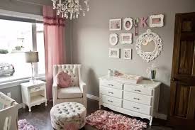 Black and white bedroom with canopy bed. What Are Some Tips To Creating An Alice In Wonderland Nursery Quora