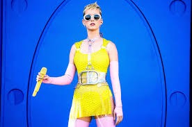Katy Perrys Witness Album Heading For No 1 Debut On