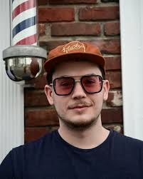 Ian Robie's Instagram, Twitter & Facebook