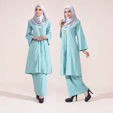 Duchess satin skirt pencil skirt side zipper material : 76 Baju Kurung Kebaya Labuh Ideas Kebaya Baju Kurung Kebaya Dress