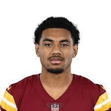 Antoine Bowden's Instagram, Twitter & Facebook