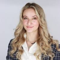 Amelia Cason's Instagram, Twitter & Facebook