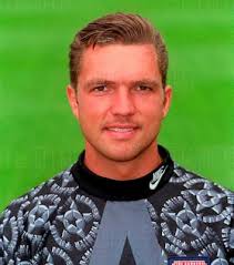 Alan miller ist ein ehemaliger fußballspieler aus англия, (* 29 марта 1970 г. Alan Miller Football Bio Wiki Age Height Arsenal Wife Now Net Worth