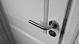 Check spelling or type a new query. 5 Cara Darurat Untuk Membuka Pintu Kamar Yang Macet Atau Terkunci