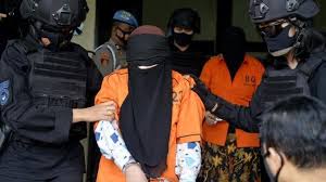 Selepas anda menghadiri kelas amali, anda perlu ujian komputer lesen memandu kereta 2021 di laman web ini mempunyai 500 soalan kpp dalam bahasa. Perempuan Perempuan Dalam Pusaran Teror Nusa Daily