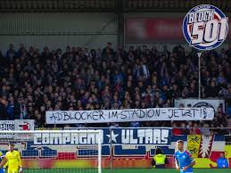 Bundesliga ve maçlarda 43 puanları. Holstein Kiel Jahn Regensburg Block 501