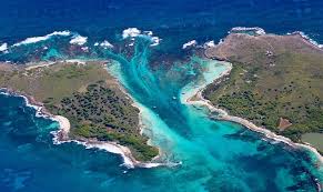 Petite Terre Une Reserve Naturelle Est Un Archipel De Micro Coraux Situe Entre La Desirade Et Les Saintes Compose De D Guadeloupe Voyage Archipel Guadeloupe