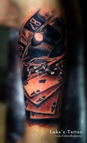 Alege cele mai bune carti de joc bicycle, de poker, din plastic, de cardistry sau pentru trucuri de magie. Pin On Lucruri De CumpÄrat