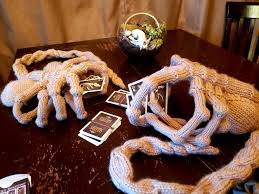Main blog > knitted alien facehugger. Facehugger Album On Imgur
