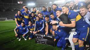 Origins of argentine sports club boca juniors can be traced to the early 1900s, when a group of italian immigrants decided to establish a football club in buenos aires.they were descendants from the first italian (most of them from the city of genoa) that had set in la boca during the late 19th century. Buenos Aires Times Familiarity Can Breed Contempt For Boca River And Fans Of Football