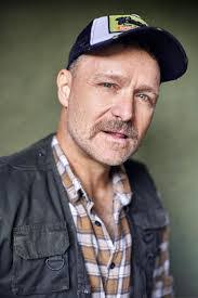 Dennis Ekstrom's Instagram, Twitter & Facebook