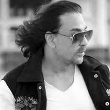 Stream Michael Deets music