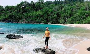 Perjalanan melalui darat masuh belum tersedia karena letak. Tiket Masuk Teluk Biru Banyuwangi Gambar Harga Tiket Masuk Teluk Ijo Banyuwangi S D Des 2021 Harga Tiket Masuk Tersebut Hanya