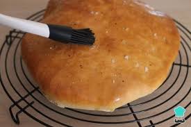 Pan Crujiente Casero Crujiente Y Facil De Hacer Receta Pan Crujiente Como Hacer Pan Casero Recetas De Pan