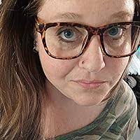 Jacquelyn Schaffer's Instagram, Twitter & Facebook