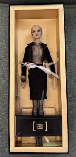 Las mejores ofertas en Muñeca de la realeza de moda Agnes