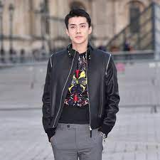 Exo's sehun was one of the celebrities that attended the recent louis vuitto. Exo Member Sehun At Louis Vuitton S Fall 2017 Runway Show Vogue