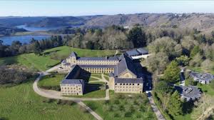 Crepes Et Galettes Bretonnes Le Caramel Au Beurre Sale De L Abbaye De Landevennec