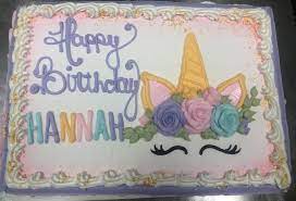 Unicorn head drawing on a quarter sheet cake with rainbow. Unicorn Sheet Cake Idea Idea De Clayronin Pichardo En Cakes Pastel De Cumpleanos