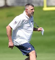 TRENDING: New England Patriots head coach Mike Vrabel has ...