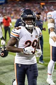 Tarik cohen (26 temmuz 1995 doğumlu) bir amerikan futboludur , national football league (nfl) chicago bears için geri koşuyor. Tarik Cohen Wikipedia