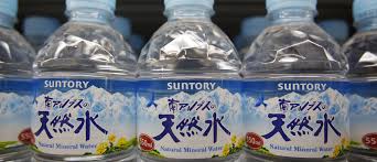 You have to wonder whether this whole thing was somehow cooked up by the $60 billion bottled water industry, which has somehow figured out a way to take a cheap and widely available commodity and. Should We Drink Bottled Water World Economic Forum