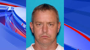 Robert Redditt's Instagram, Twitter & Facebook