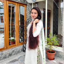 Prerna Bhadola | Have an amazing day love 💕 | Instagram
