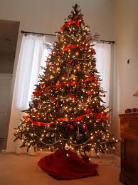 9 Foot Christmas Tree White Lights Red Ribbon Garland And Silver Bead Garland And Then Ornament Christmas Decorations 9 Foot Christmas Tree Christmas Tree