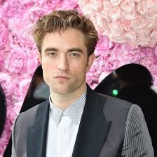 Welcome to the official facebook page of robert pattinson. Robert Pattinson Says He S Ready For A Twilight Reunion Teen Vogue