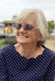 Patricia Tedford's Instagram, Twitter & Facebook