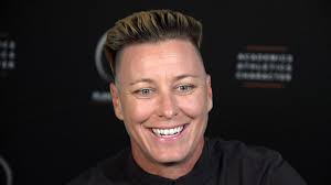Melton, 41, took to instagram to share a photo of their wedding day, which took place sunday. World Cup Abby Wambach Calls Uswnt Title Win For Women Everywhere