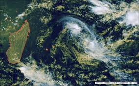 Lors de l'utilisation des informations du site, il est nécessaire d'établir un lien vers meteo33.fr. Danilo Fortes Pluies Et Vents De 100 Km H Le Scenario Privilegie De Meteo France