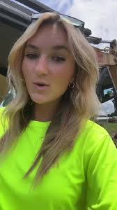 Carly Dunn's Instagram, Twitter & Facebook