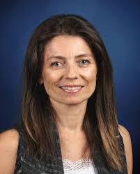 Kari Banks's Instagram, Twitter & Facebook