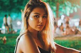 Stream tracks and playlists from bárbara bandeira on your desktop or mobile device. Barbara Bandeira Facebook