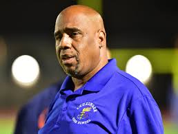 Journee Tonga's 4 TDs help lead Leuzinger to win over Loyola