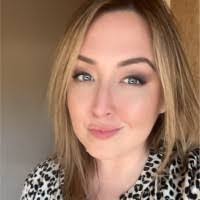 Mandy Hodge's Instagram, Twitter & Facebook