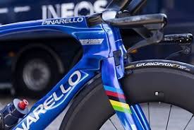 Cameron wurf, ein früherer ruderer und triathlet, der sich jetzt als straßenprofi bei team ineos versucht, lebt in andorra. Blauer Blitz Das Pinarello Bolide Tt Bike Von Ganna Rennrad News
