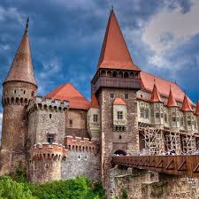 Free tourist brochures, maps, advice and pictures of romania from romaniatourism. Discover Romania